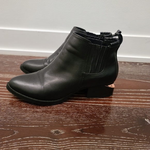 COPY - Alexander Wang Kori Rose Gold Size 38.5 - Picture 4 of 7